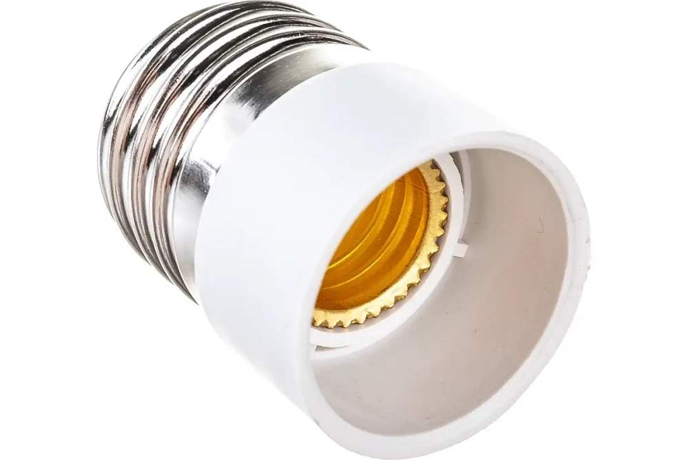 Цокольный переходник REXANT E27 на E14 белый 11-8813