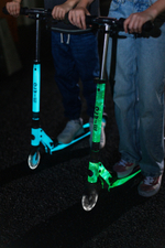 Самокат Micro Sprite Glow (светится в темноте) LED, Art Млечный путь