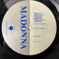 Винтажная виниловая пластинка LP Madonna True Blue (USA 1986) (Poster) Papa Don't Preach