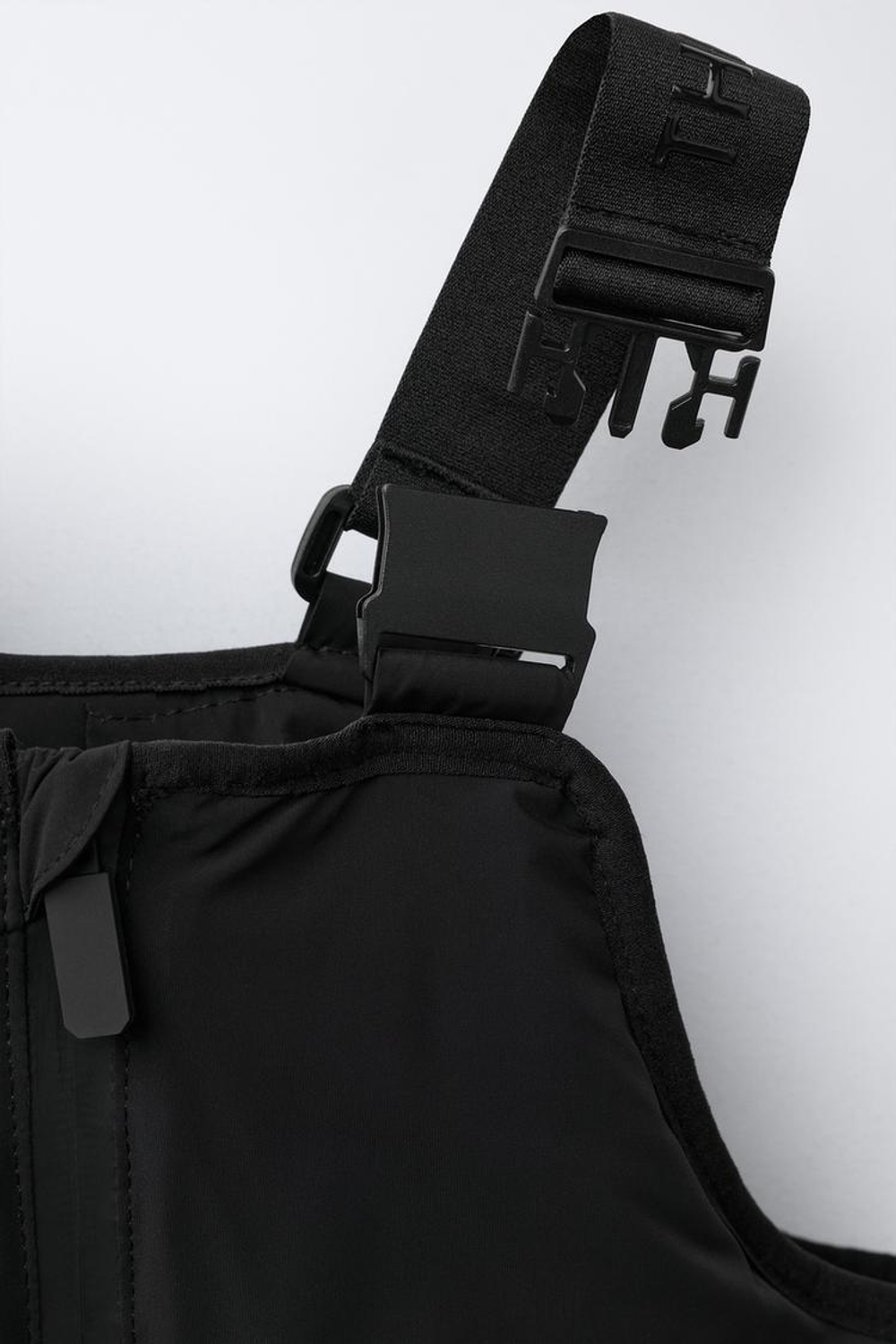 ZARA ВЕТРОЗАЩИТНЫЙ КОМБИНЕЗОН RECCO® SYSTEM SKI COLLECTION, ЧЕРНЫЙ