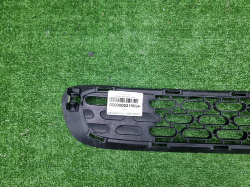 Решетка переднего бампера Mini Hatch F56 (13-18)