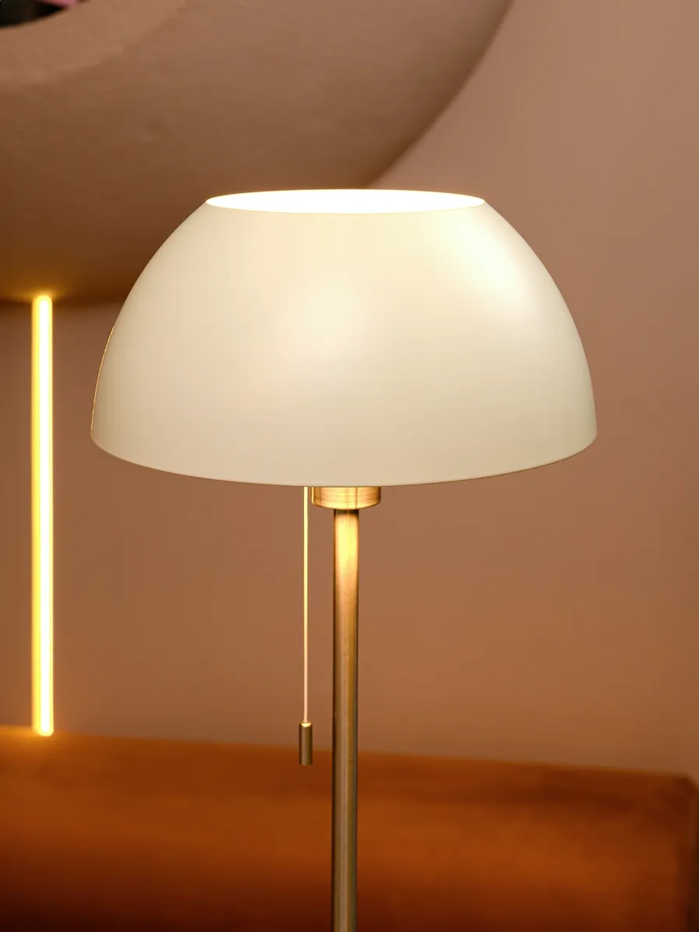 Современный торшер напольный