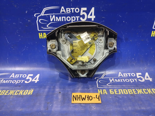 Подушка безопасности водительская TOYOTA PRIUS 1998