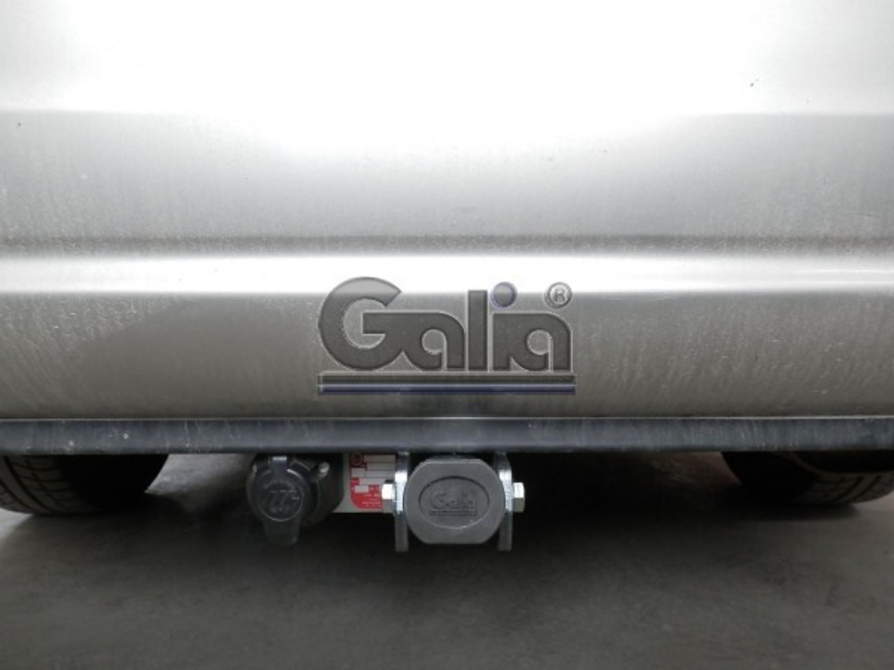 Фаркоп оцинкованный Galia T066C для Toyota Avensis седан/лифтбек 2003-2009(паспорт и сертификат в комплекте)(без электрики)