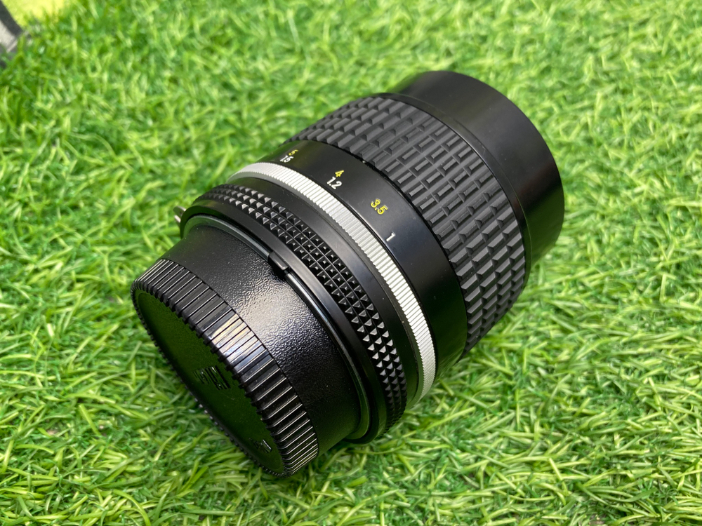 Nikon 105mm 2.5 Nikkor Ai