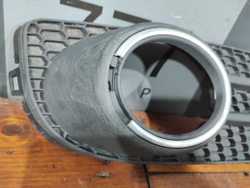 Накладка ПТФ правая Volkswagen Tiguan 1 11-18 Б/У Оригинал 5N0853666H