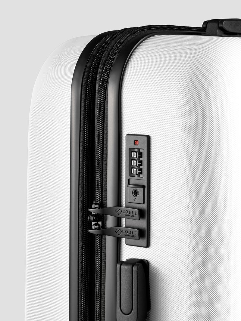 Чемодан Bonle размер М Белый