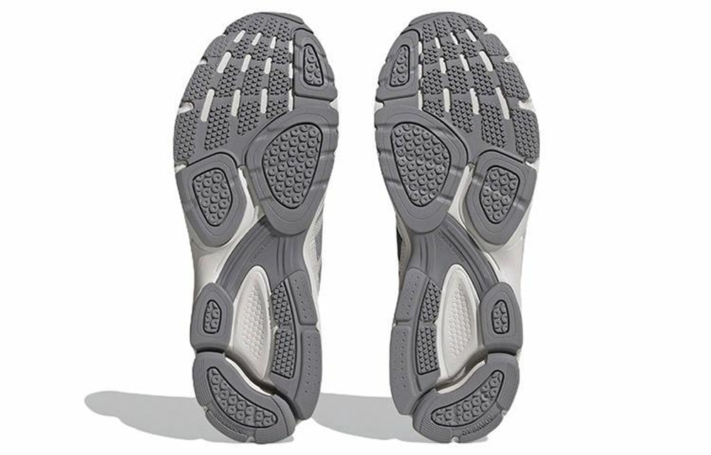 Кроссовки Adidas Spiritain 2000