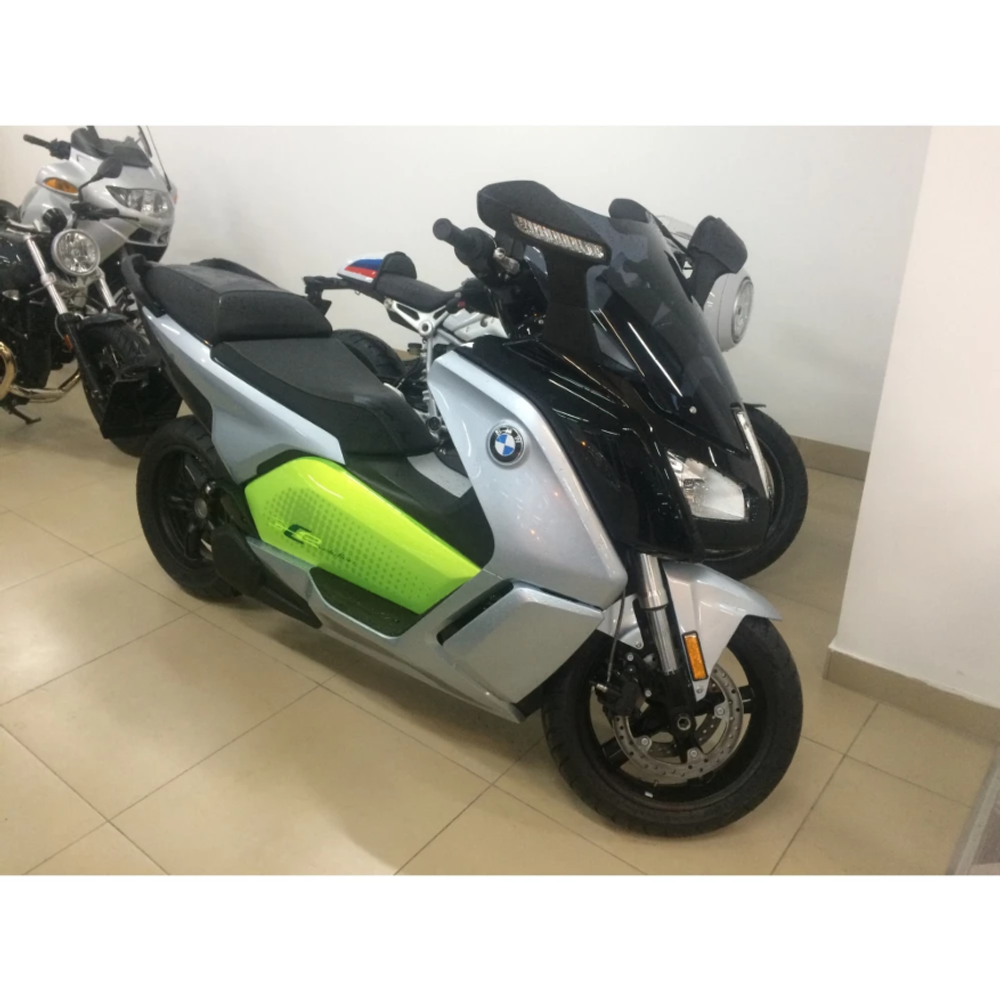 Электроскутер BMW C Evolution