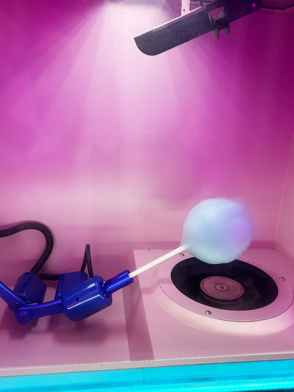 Автомат по продаже сладкой ваты «Сладкая робо вата»