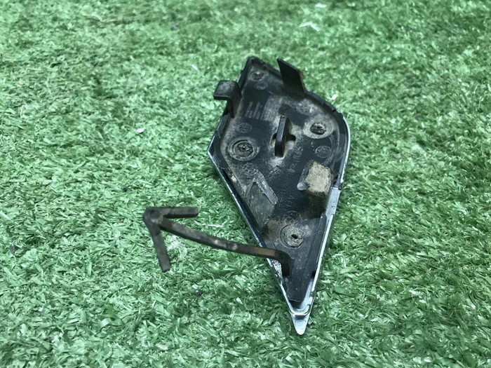 Заглушка буксировочного крюка Haval Jolion (21-24)