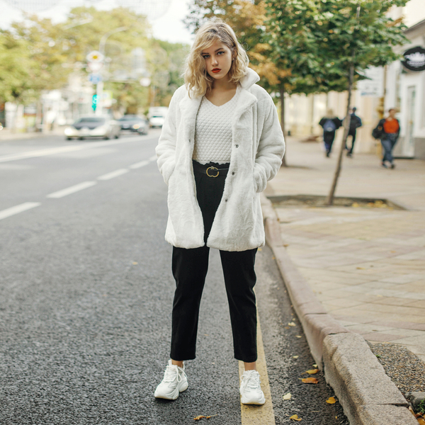 Шуба экомех Monte Cervino, белая, мягкая и шелковистая,Италия,Размеры s m l.