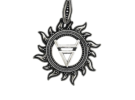 Славянский оберег Велес в солнце