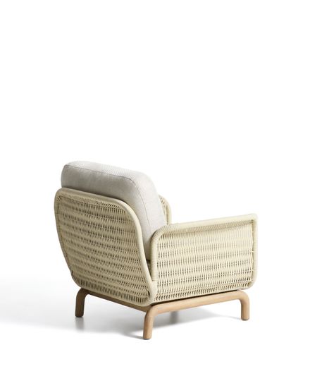 Уличное кресло Alipa из акации и веревки цвета экрю