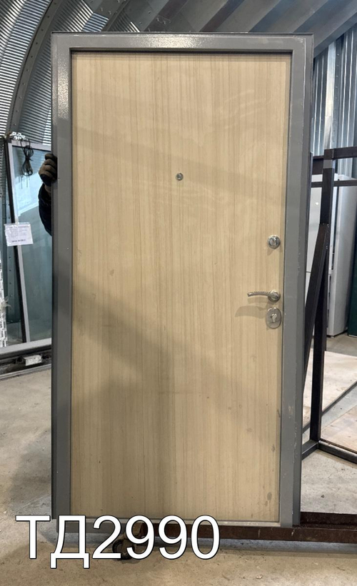 Дверь Металлическая Б/У 2080(в) x 1000(ш)