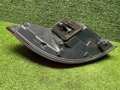 Фонарь правый внешний BMW X6 F16 (2014-2020)