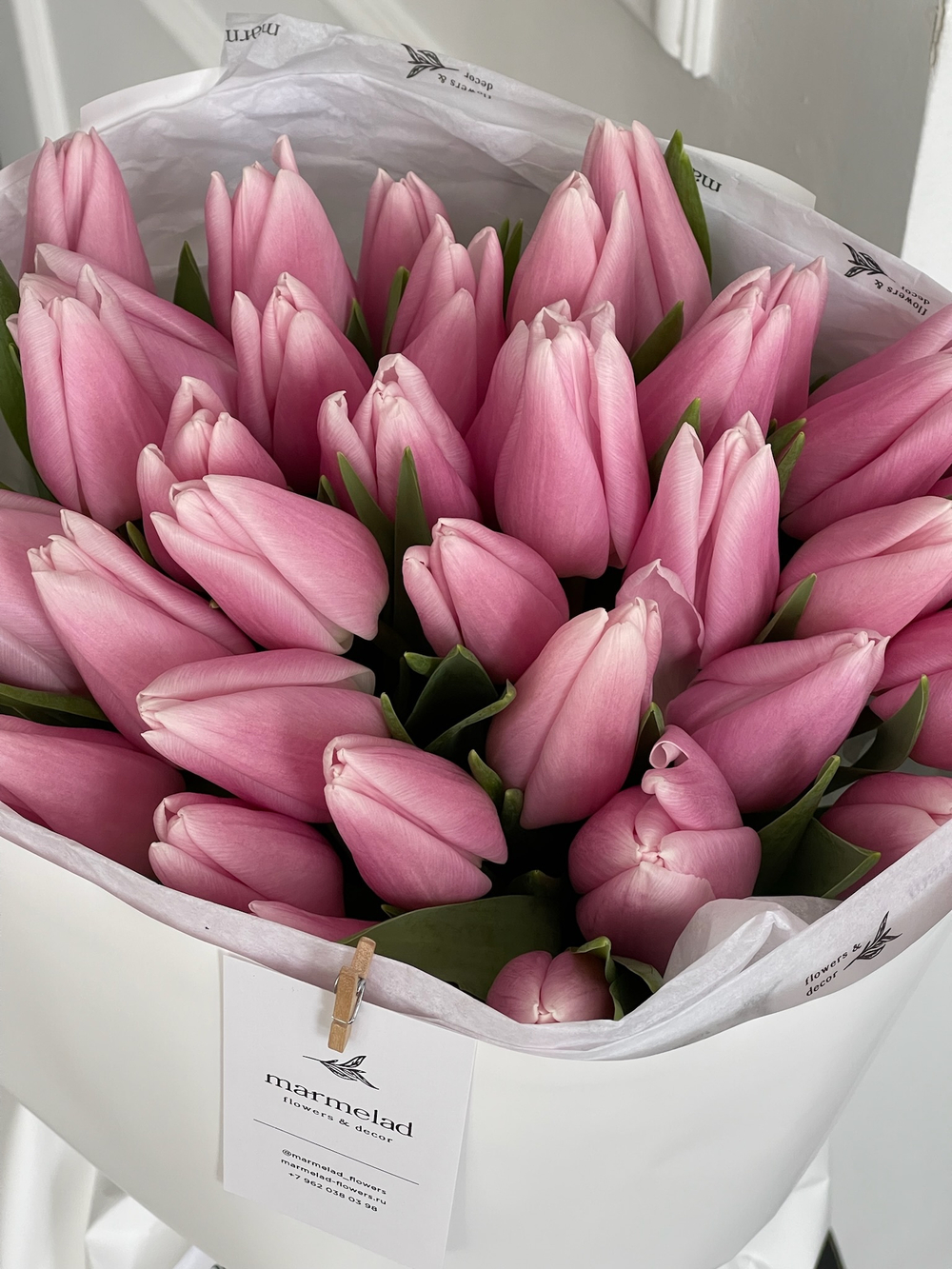 Букет из 35-ти нежно-розовых тюльпанов - нет в наличии