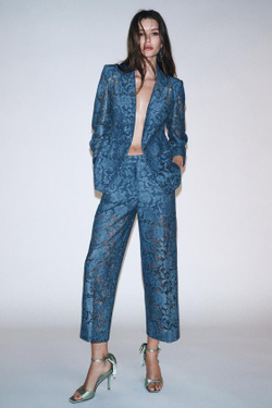 ZARA УКОРОЧЕННЫЕ БРЮКИ С КРУЖЕВОМ, СИНИЙ