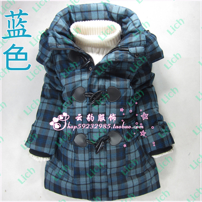 Пуховик клетчатый с капюшоном