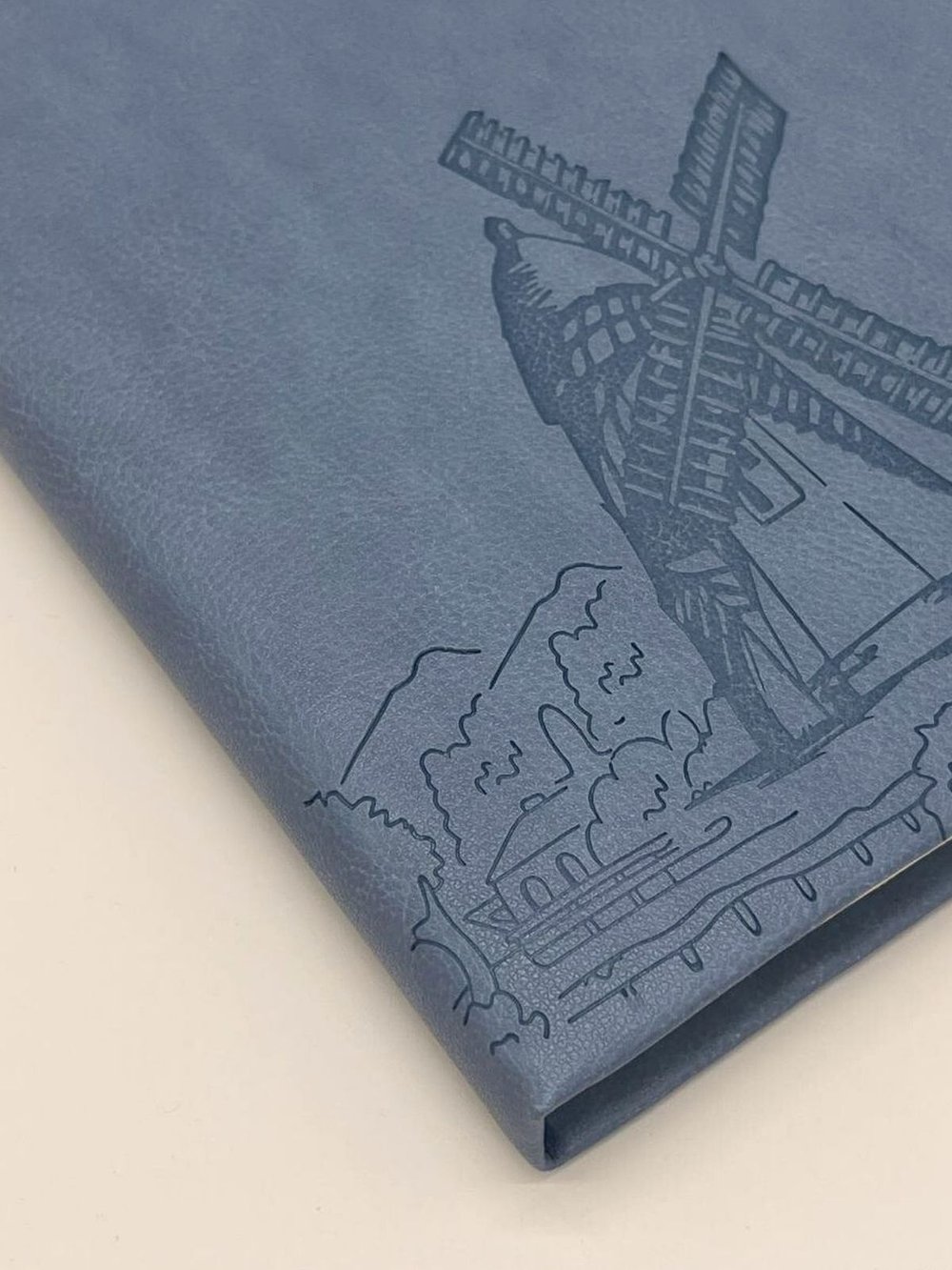 Блокнот 112 л. В5 25*17,5 см лин. серо-голубой  (7674-3)