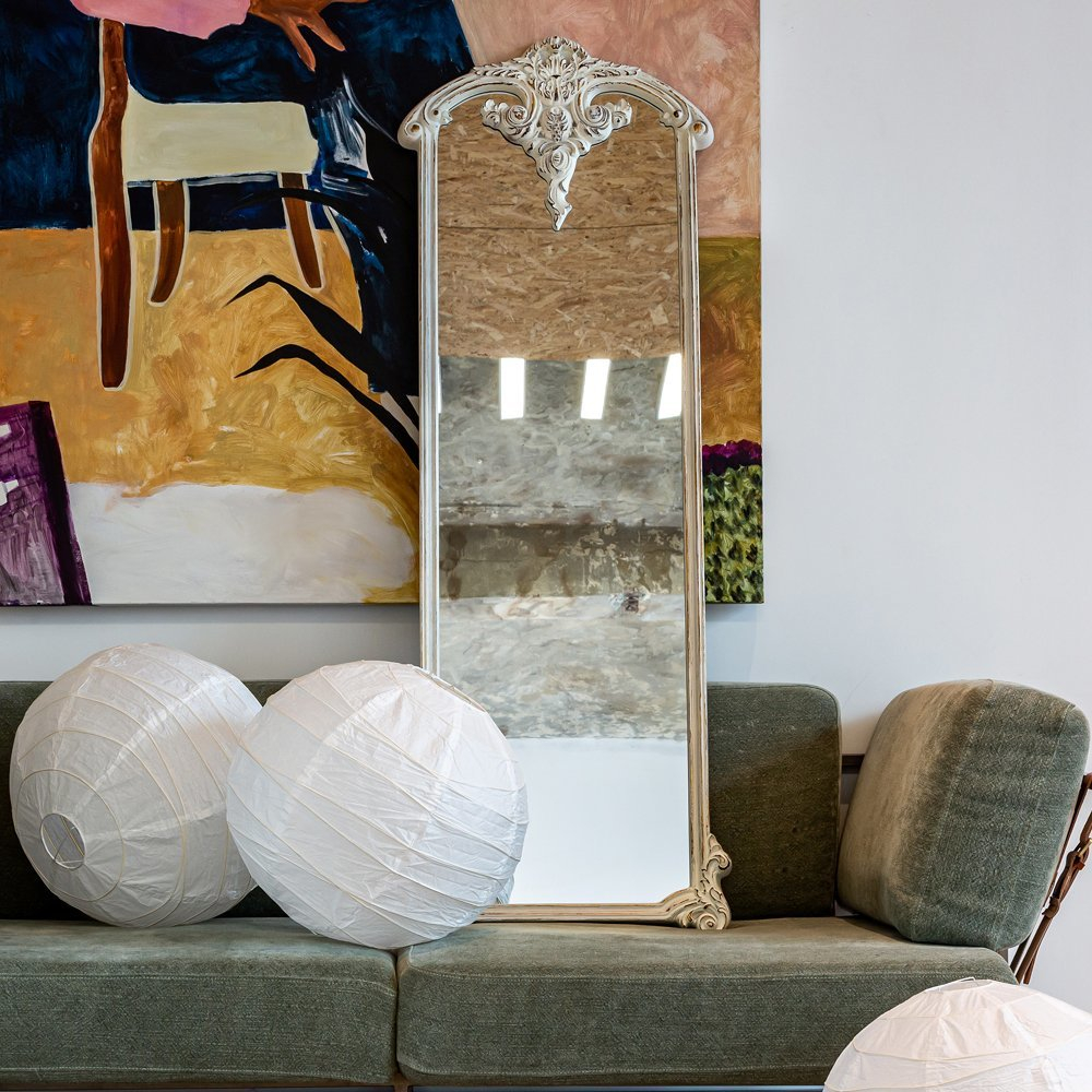 Настенное зеркало Рамбла Объект мечты