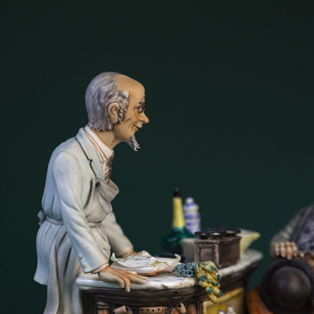 Фарфоровая мануфактура Capodimonte «Эликсир здоровья»