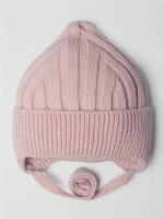 Шапка для девочки на завязках осенняя