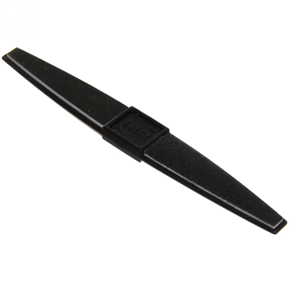 Маникюрный набор на блистере, 4 предмета «Ultramarine» (пилка полировка 2шт, кусачки, апельсиновая палочка)