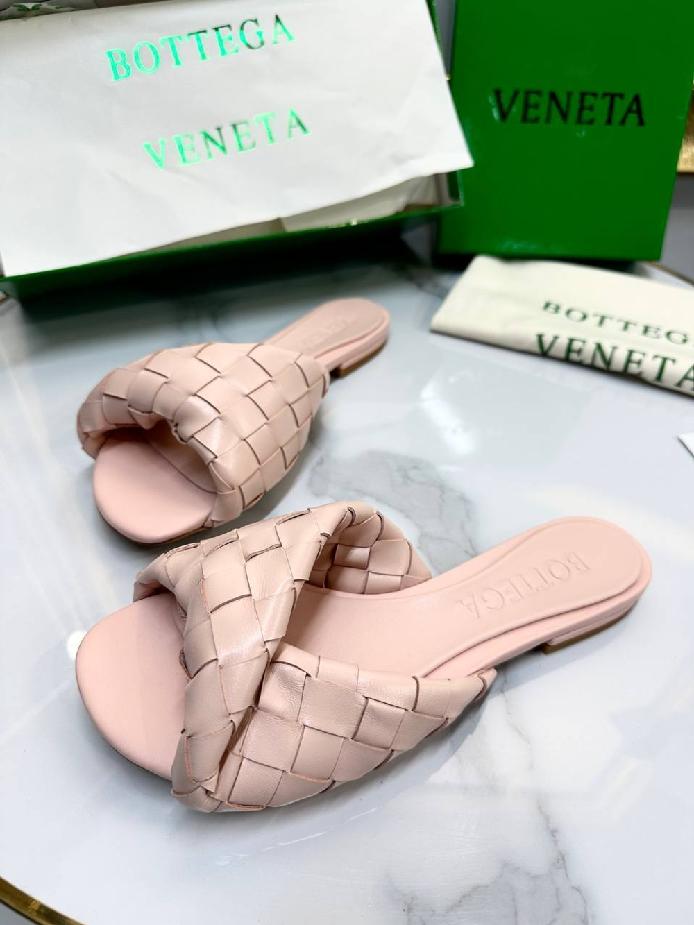 Шлепанцы Bottega Veneta