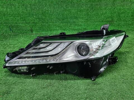Фара левая Toyota Camry XV70 (2018-2021) LED