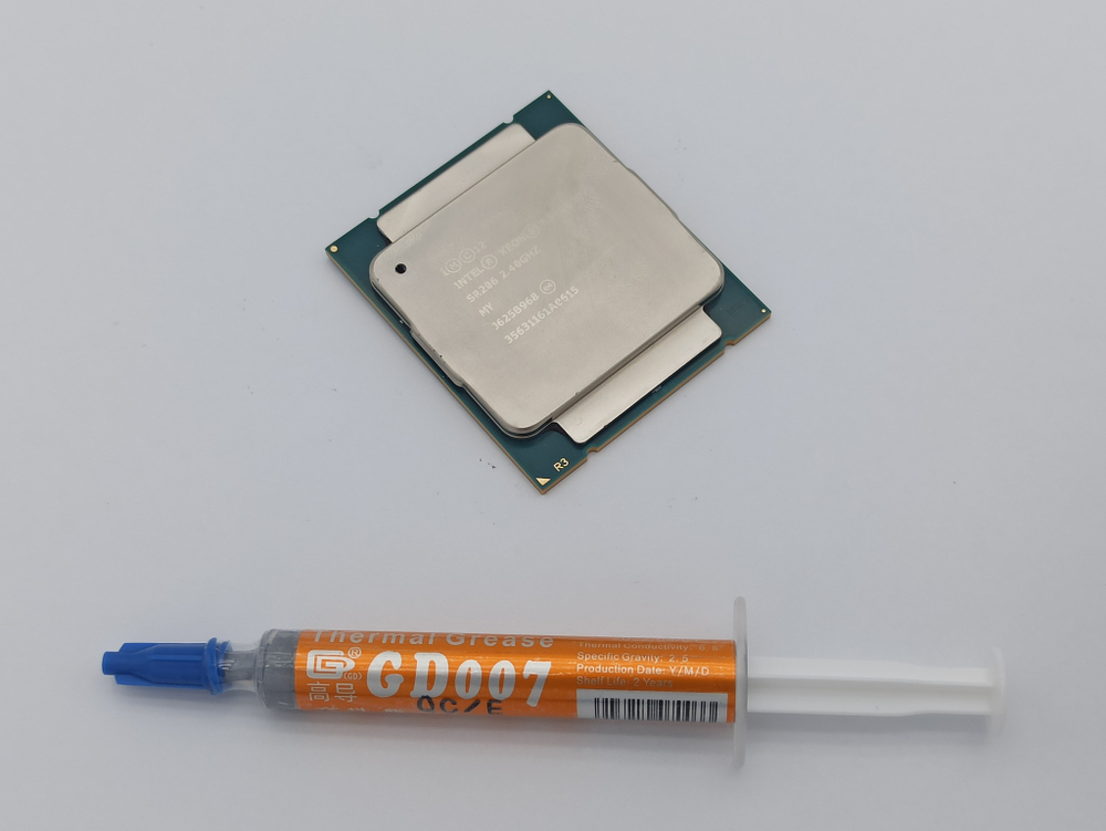 Процессор Intel Xeon E5-2630 v3