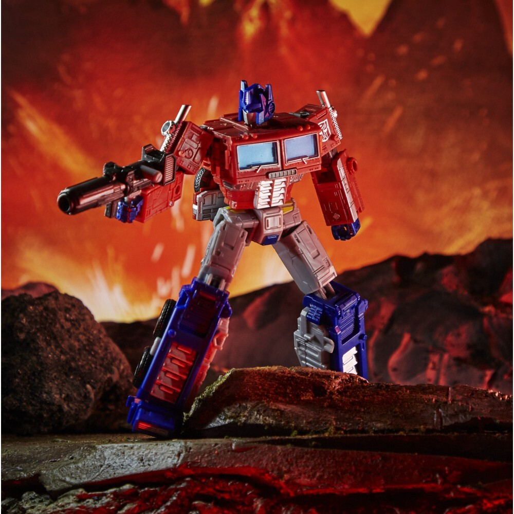 Hasbro Transformers Generations War for Cybertron: Kingdom - Фигурка лидера WFC-K11 Оптимуса Прайма / артикул   F0366 F0699  / GTIN 5010993767021
