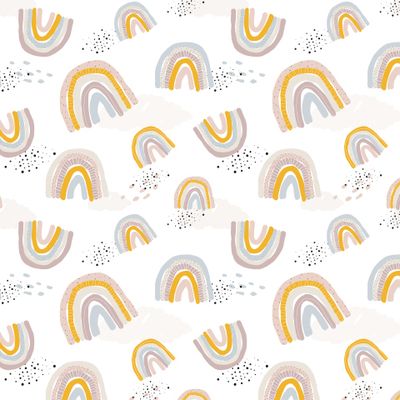 Нежные радуги на белом