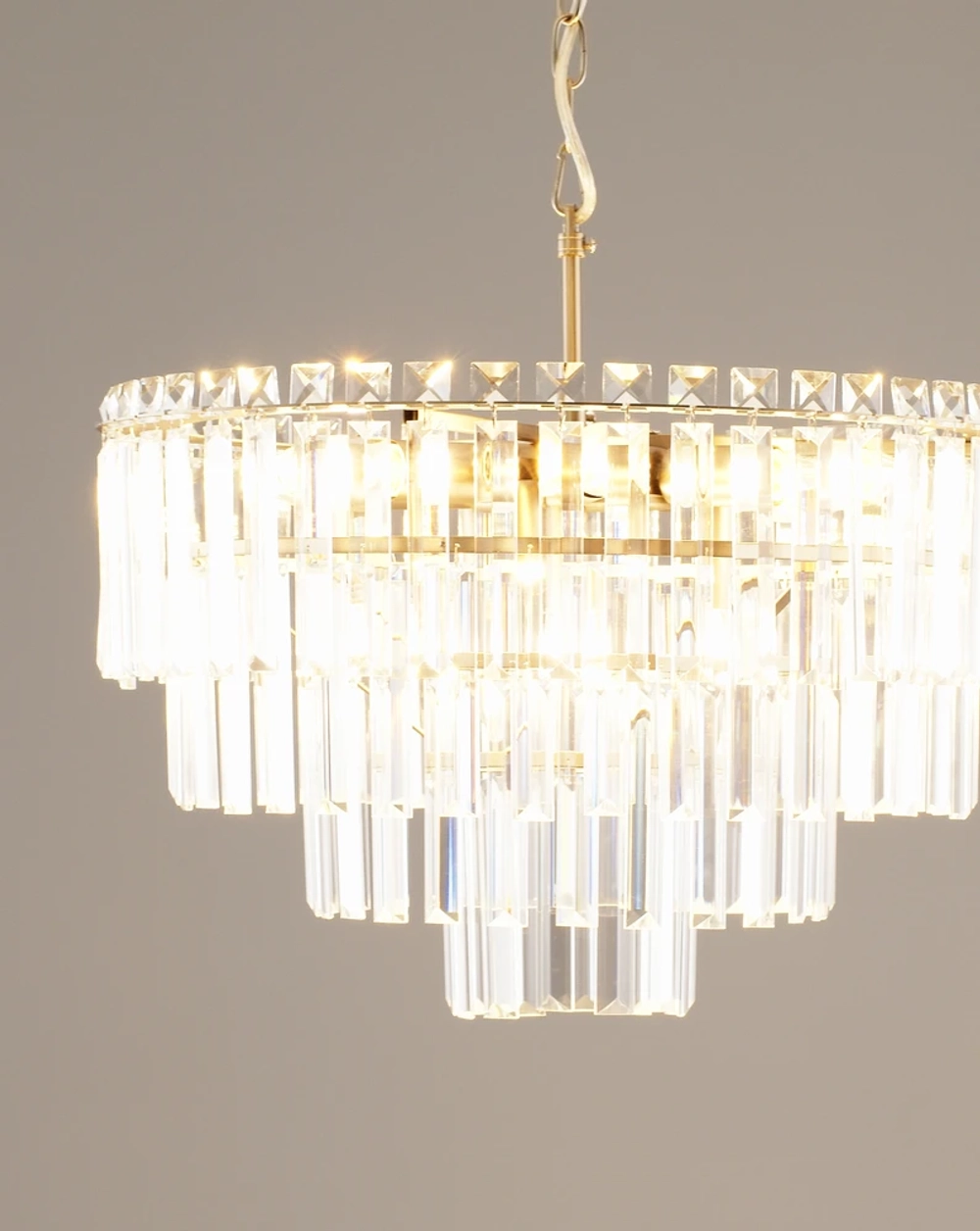 Подвесная люстра Moderli CRYSTAL V10738-9P