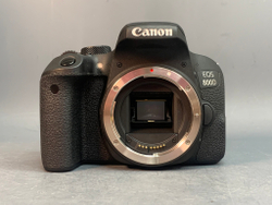 Canon 800D Kit 18-55mm IS STM 625 кадров