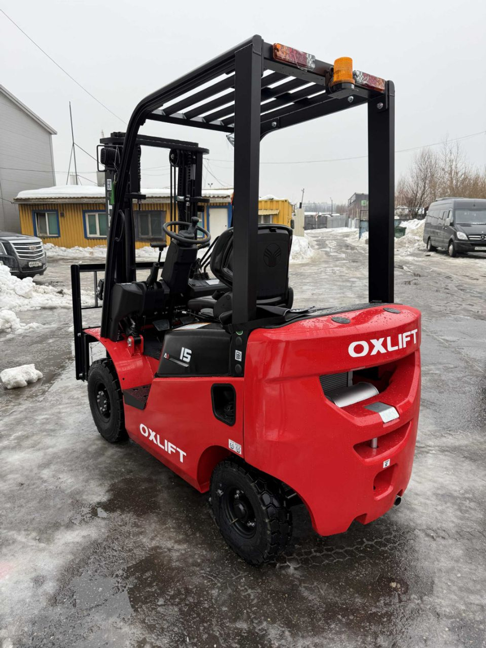 Дизельный погрузчик OXLIFT CPCD15-A2G2 г/п 1,5 тонны