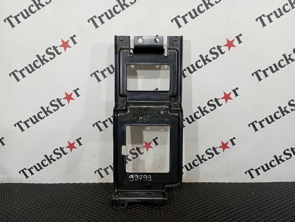 Кронштейн блока управления шасси 2020г.