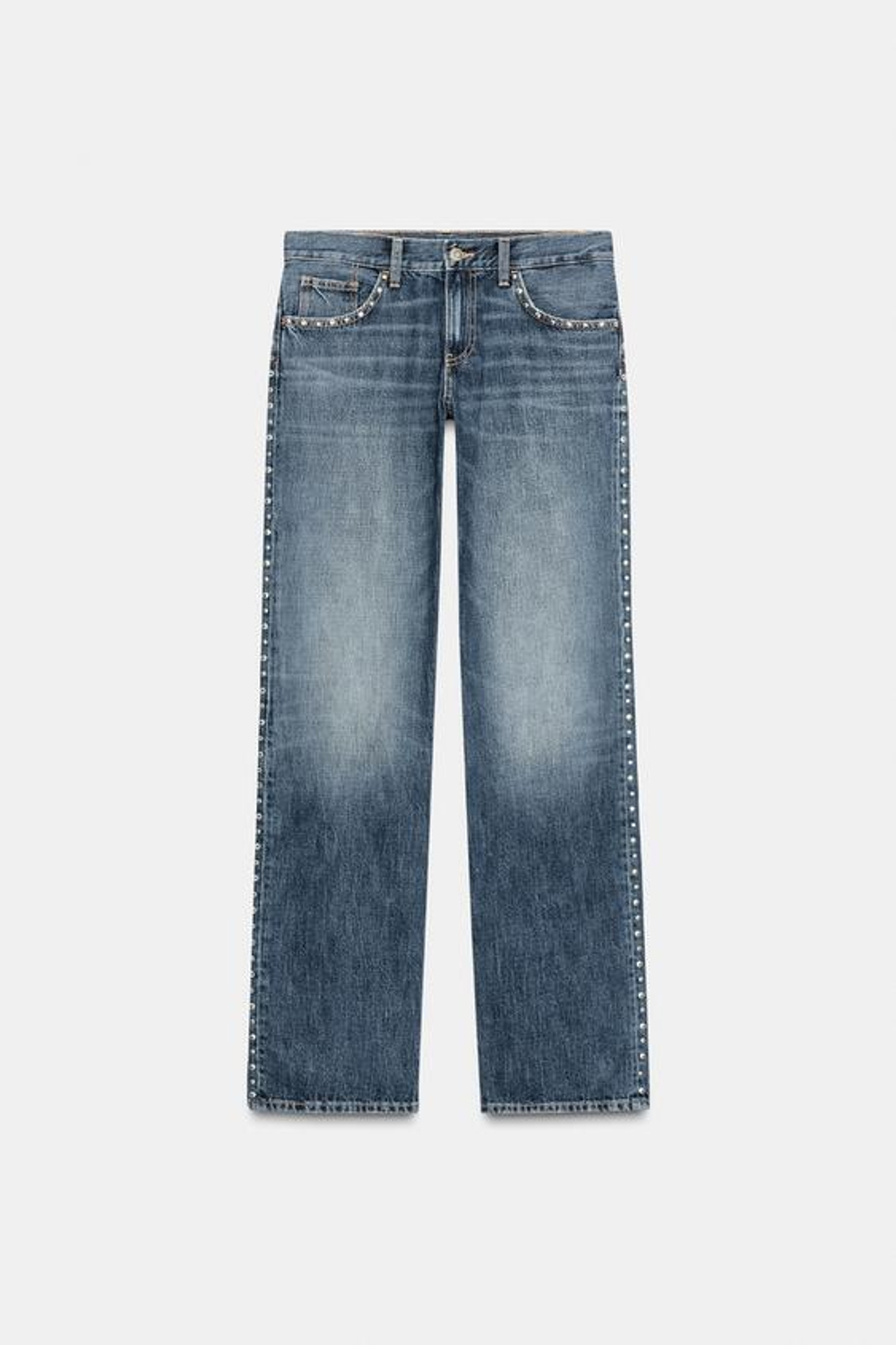 ZARA ДЖИНСЫ TRF SLUNG С НИЗКОЙ ПОСАДКОЙ И ЗАКЛЕПКАМИ, СИНИЙ