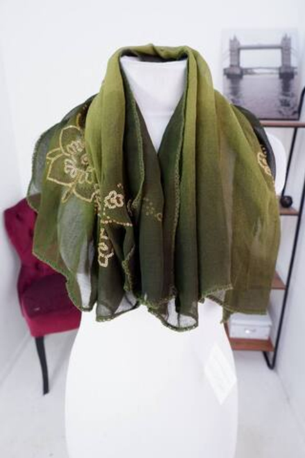 Шарф с пайетками