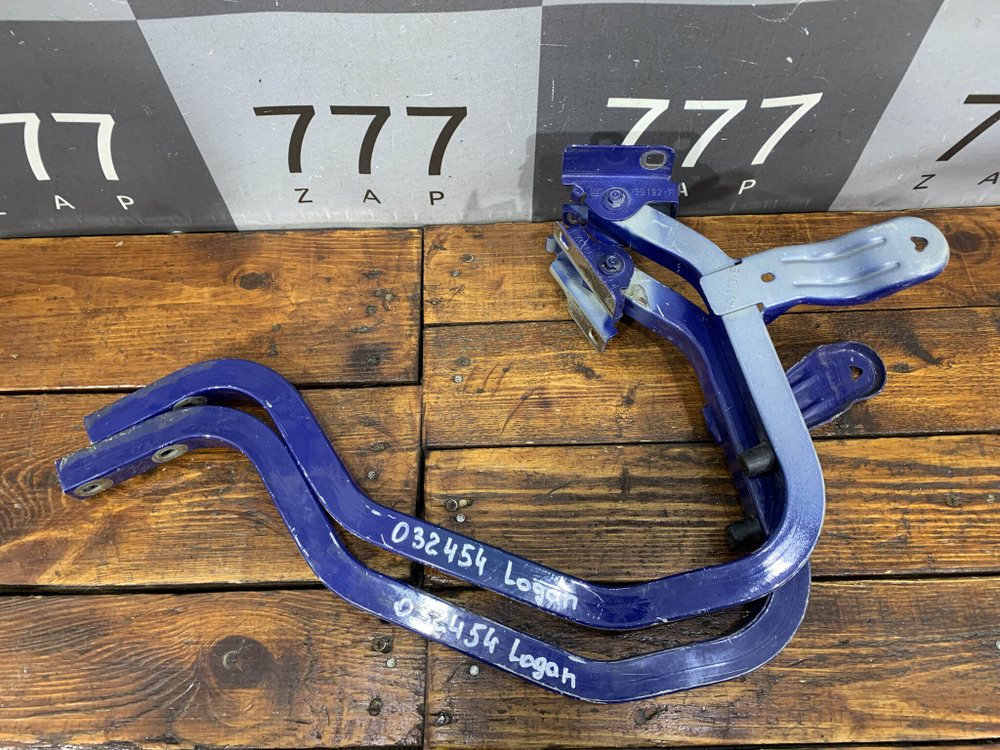 Петли багажника комплект Renault Logan 1 04-14 Б/У Оригинал 6001546880