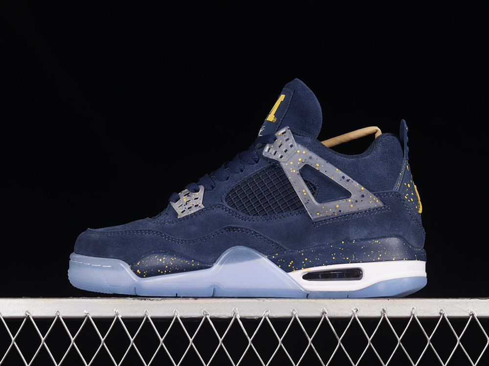 Купить кроссовки Nike Air Jordan 4 Retro Michigan (PE) в баскетбольном магазине futbasket.ru