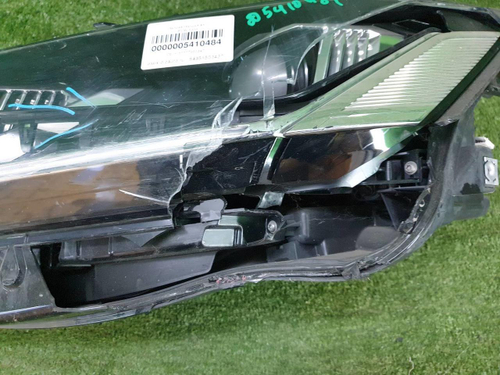 Битая Фара левая VW Touareg 3 (2018-н.в.) LED