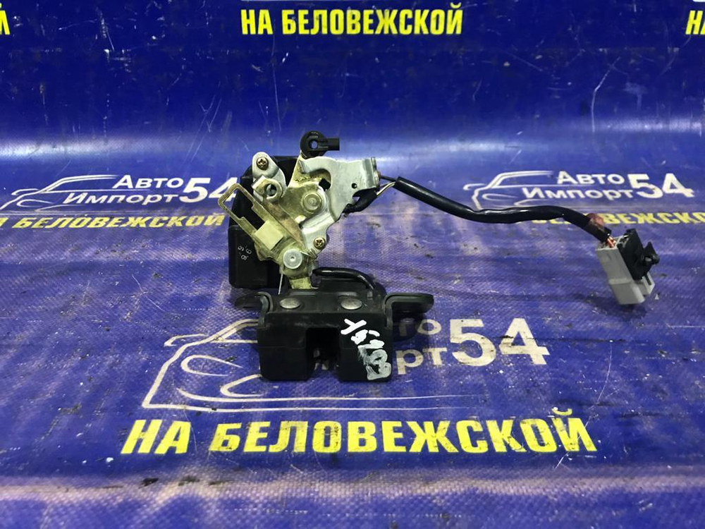 Замок багажника TOYOTA NADIA 1998-2003