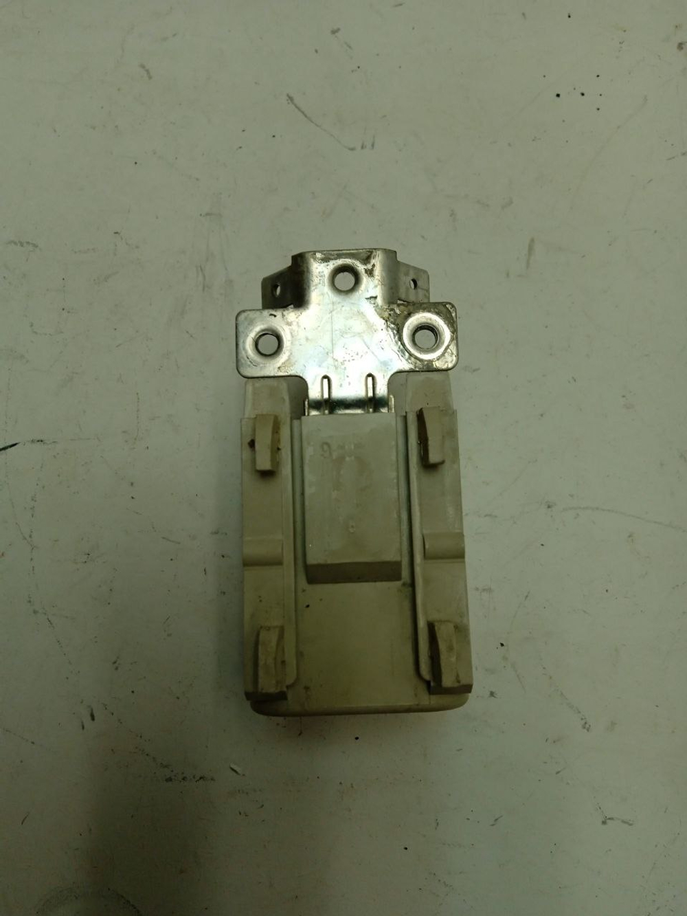 WFC1662OE кт8 Сетевой фильтр для стиральных машин Siemens Bosch 181928 б/у