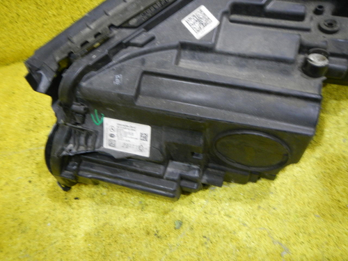 Битая Фара правая Mercedes E W213 (2016-2021) LED