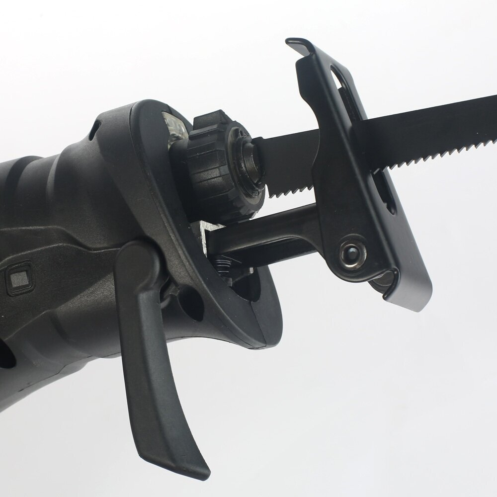 Пила сабельная сетевая PATRIOT RS 808, мощность 850Вт,поворотная рукоять (110303808)