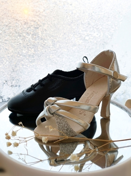 Подарочный сувенир для тренера / Брелок туфли / Бальные танцы / подарок учителю танцев