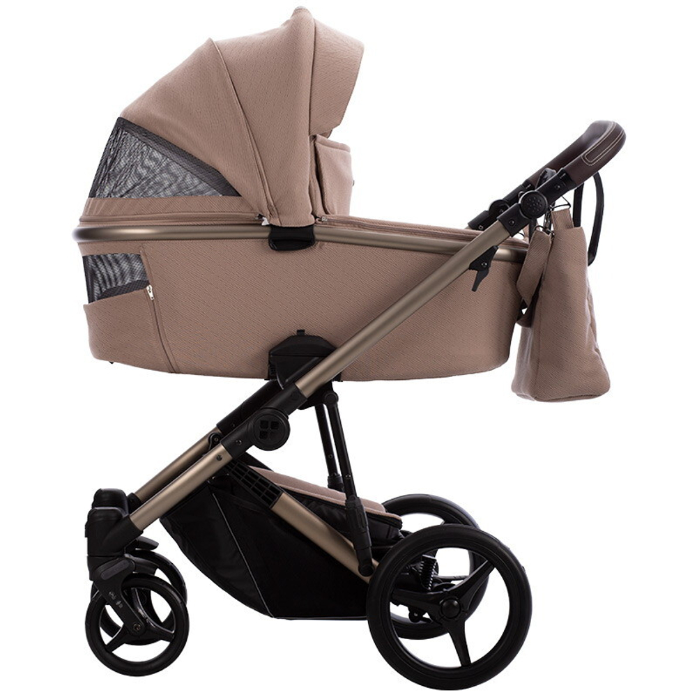 Детская коляска Bebetto Loren Sand 3 в 1 с автокреслом Avionaut Cosmo 02 бежевый