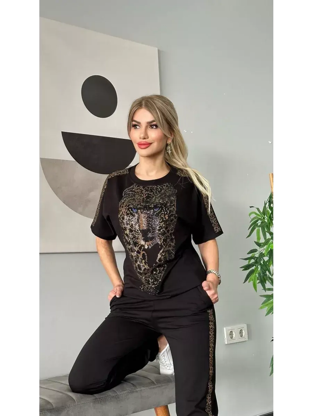 Костюм