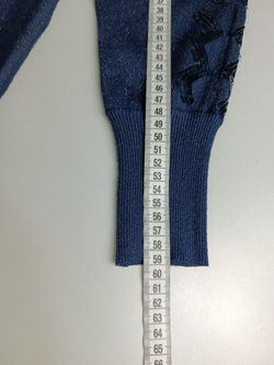 Джемпер нарядный с пайетками 46-48 размер